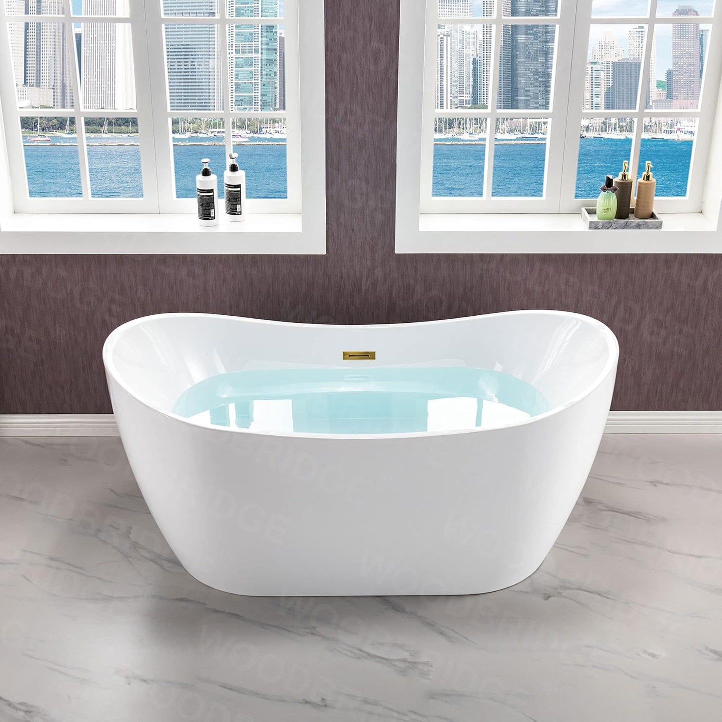 59" WOODBRIDGE Tub