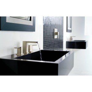 Moen 90° Chrome Faucet Trim