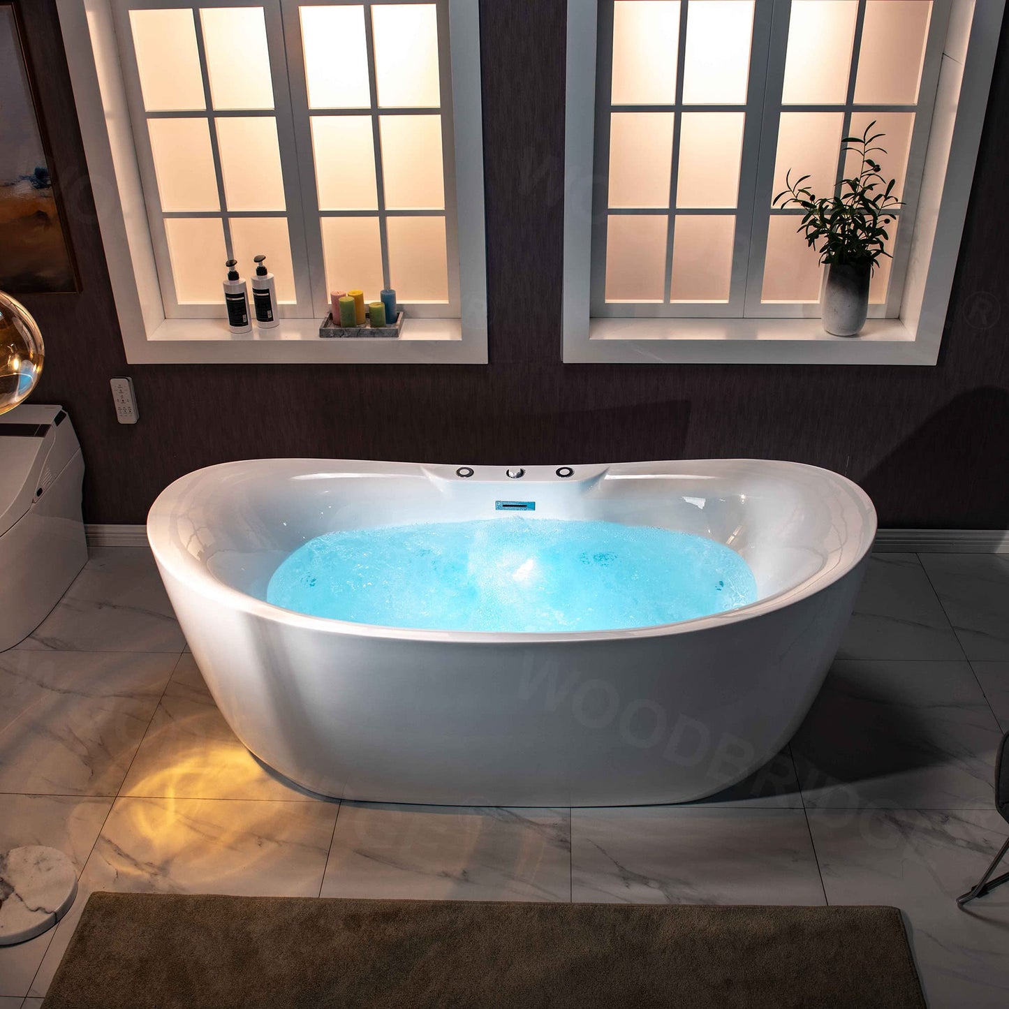 72" WOODBRIDGE Whirlpool Tub