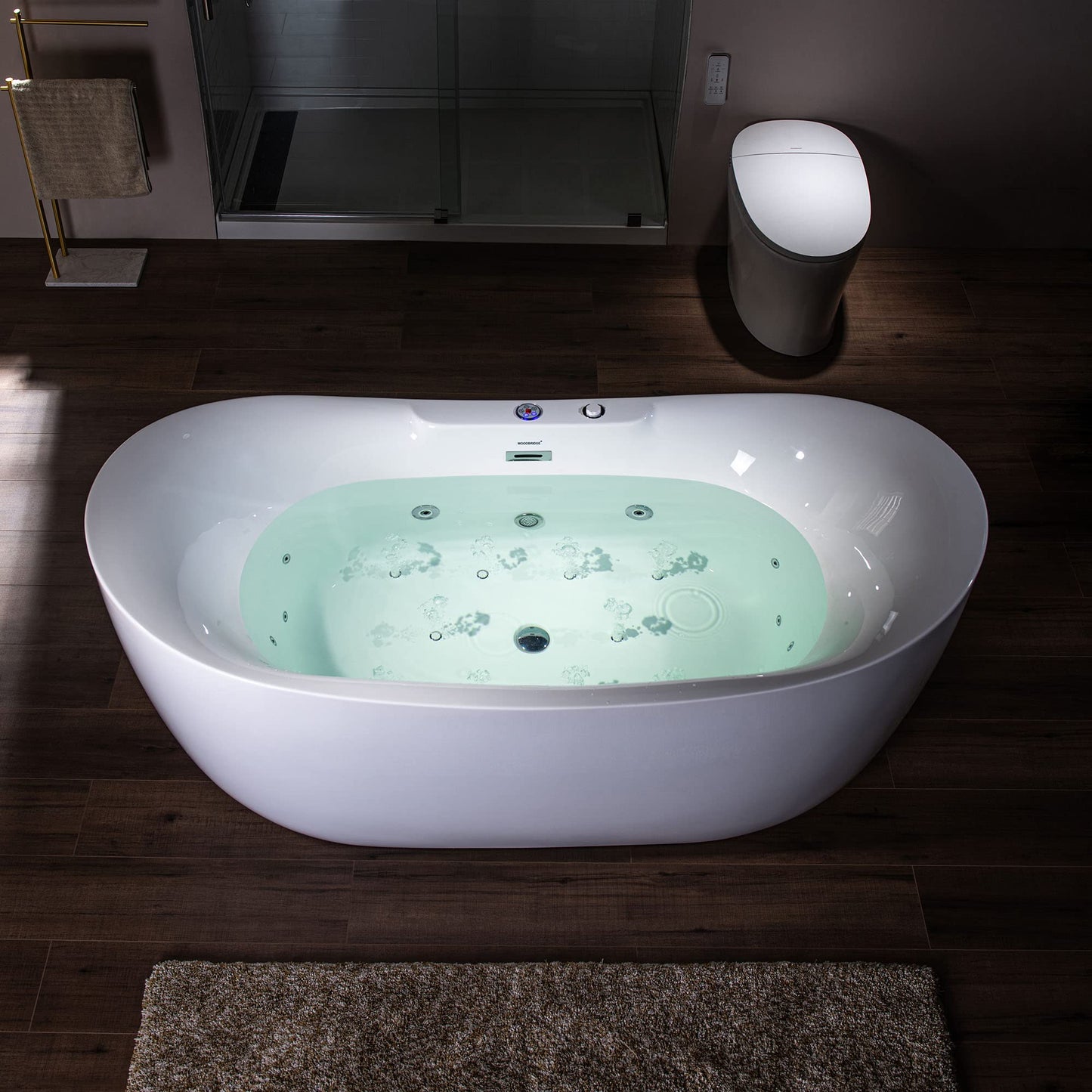 72" WOODBRIDGE Whirlpool Tub