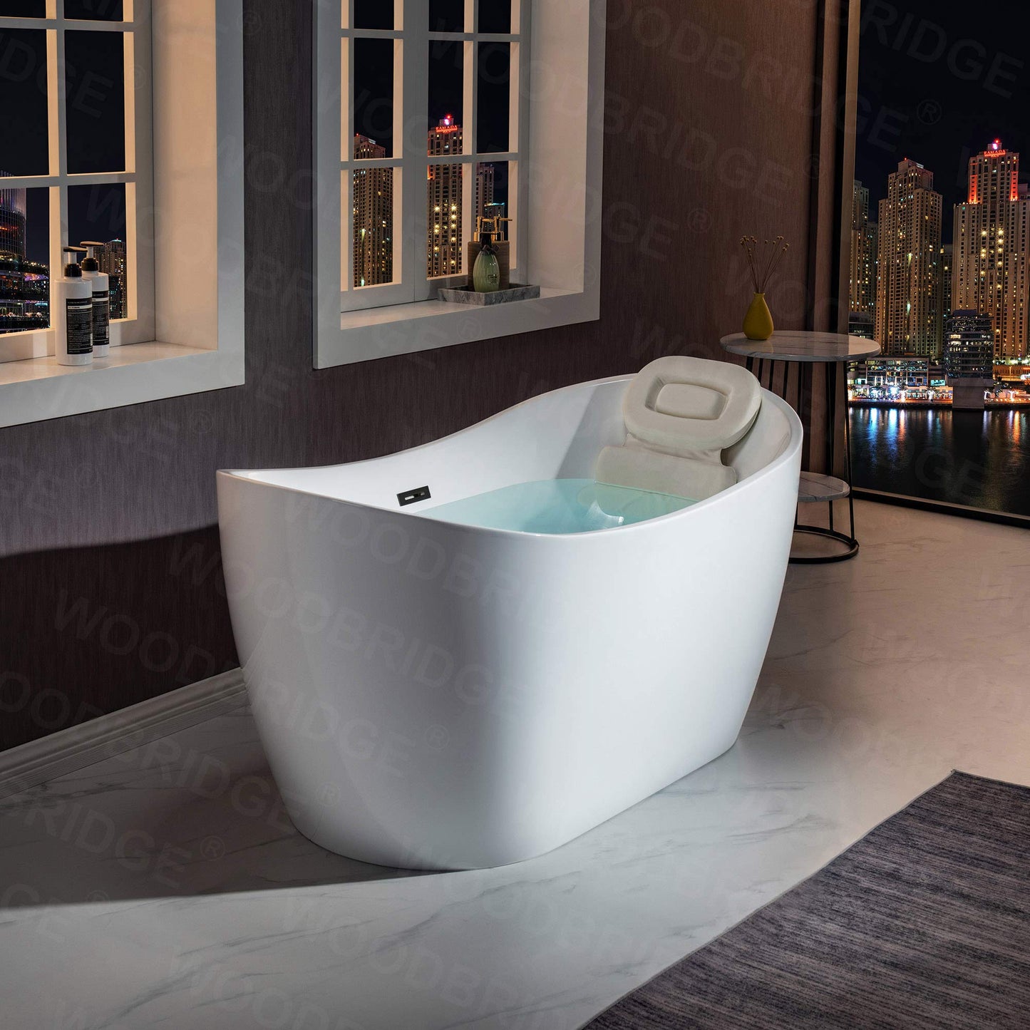 59" WOODBRIDGE Tub