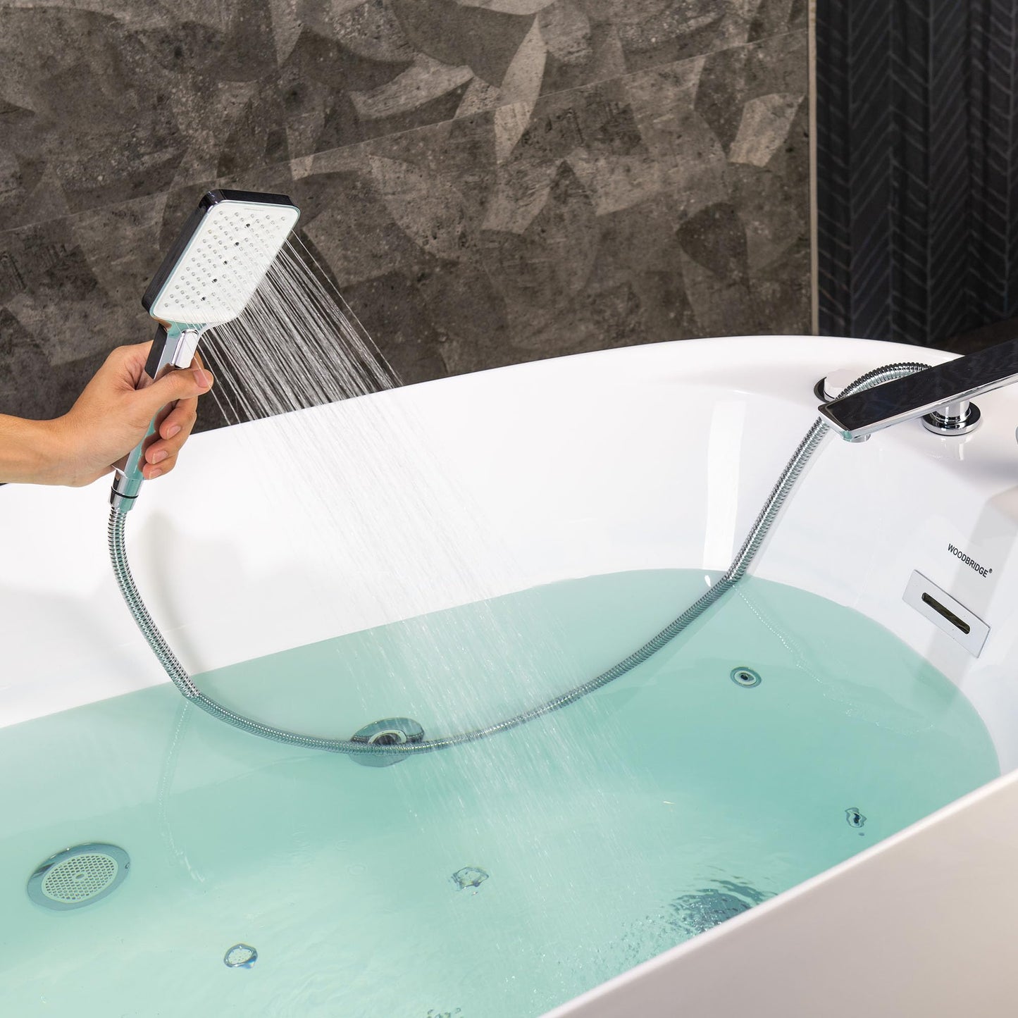 72" WOODBRIDGE Whirlpool Tub