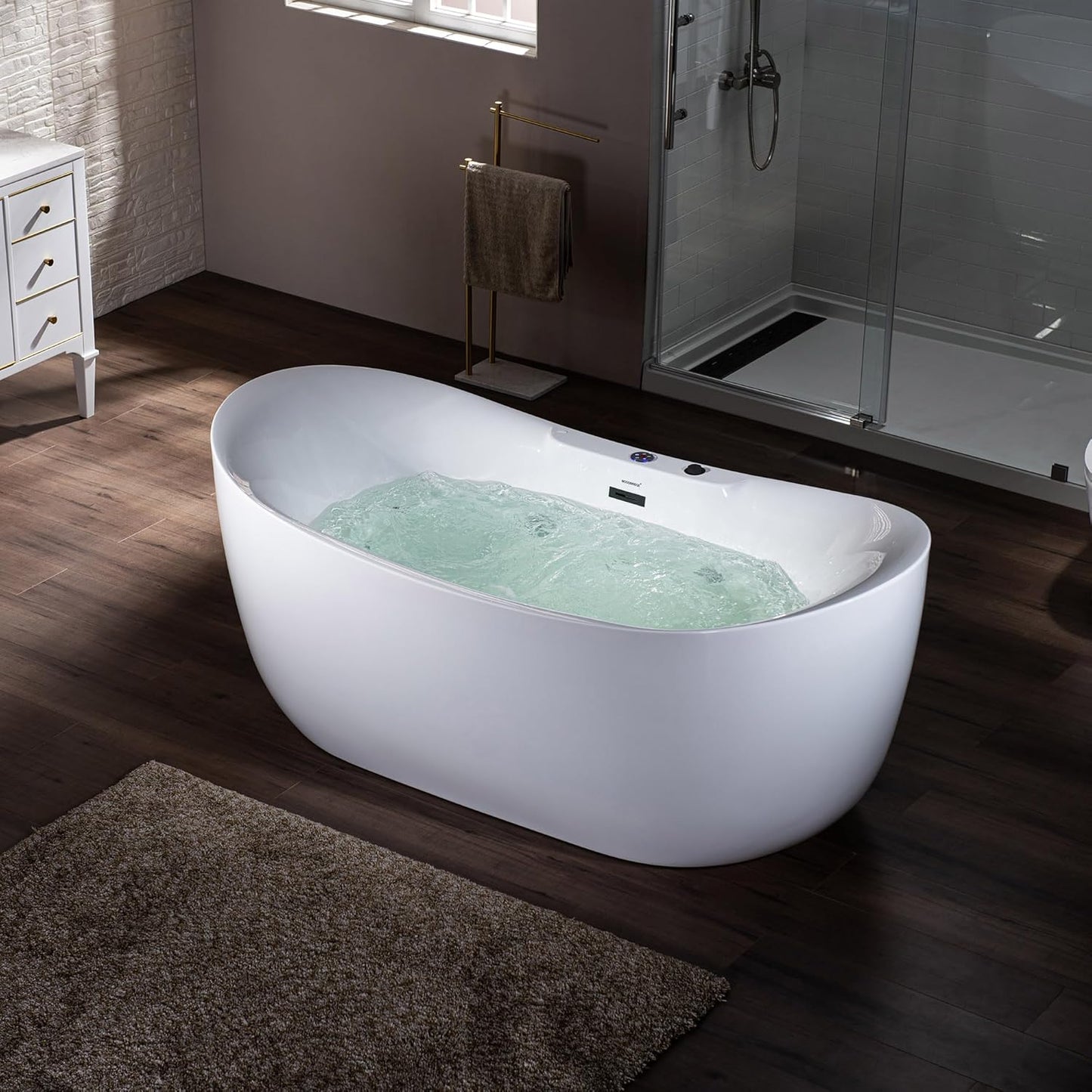 72" WOODBRIDGE Whirlpool Tub